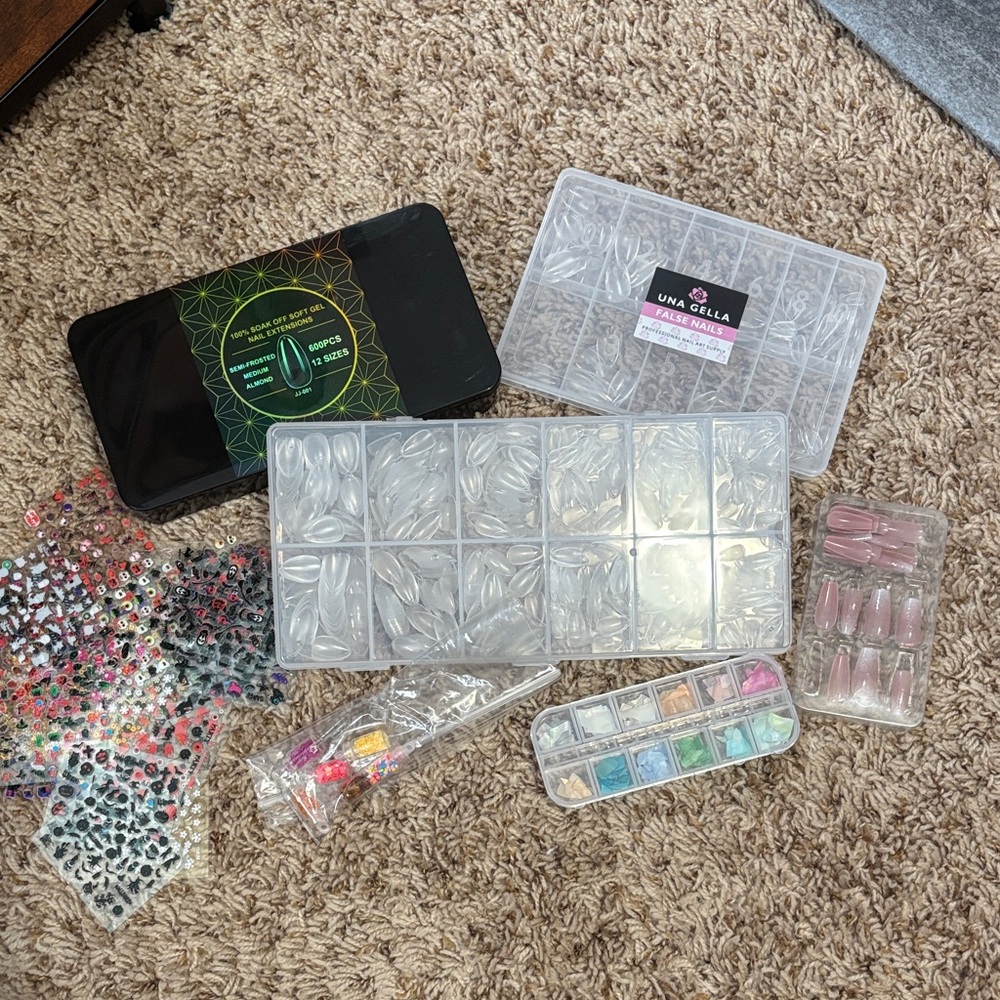 Nail Bundle